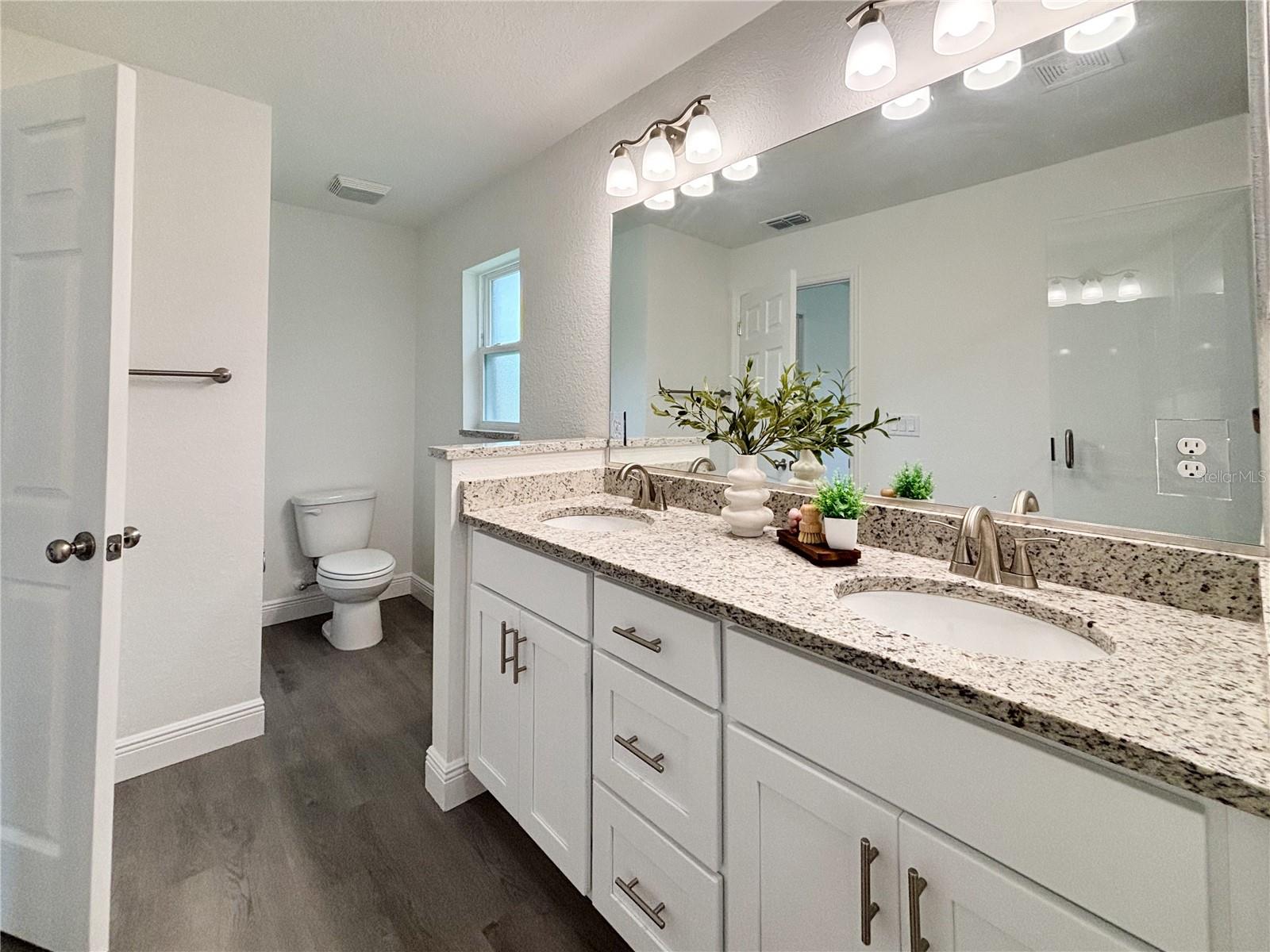 Image 44 of 72 For 2529 Breezy Point Drive