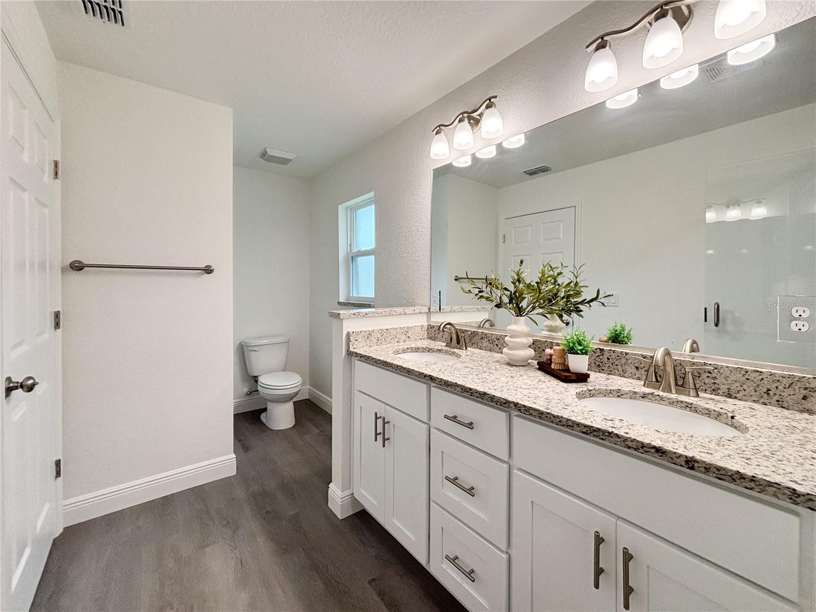 Image 45 of 72 For 2529 Breezy Point Drive