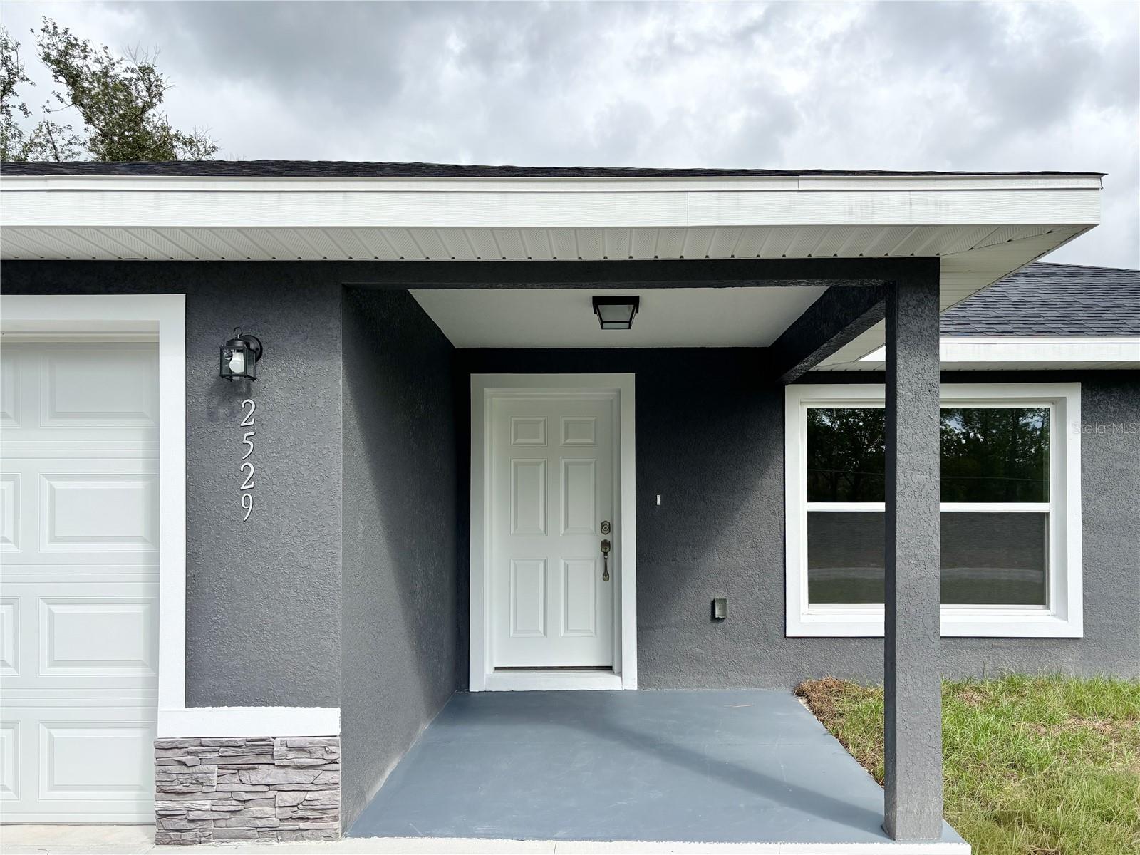 Image 6 of 72 For 2529 Breezy Point Drive