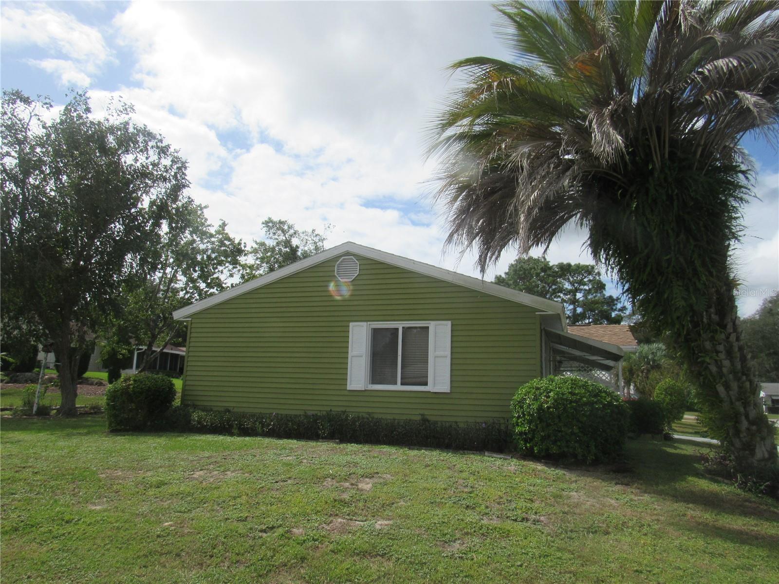 Image 4 of 24 For 8942 109th Lane