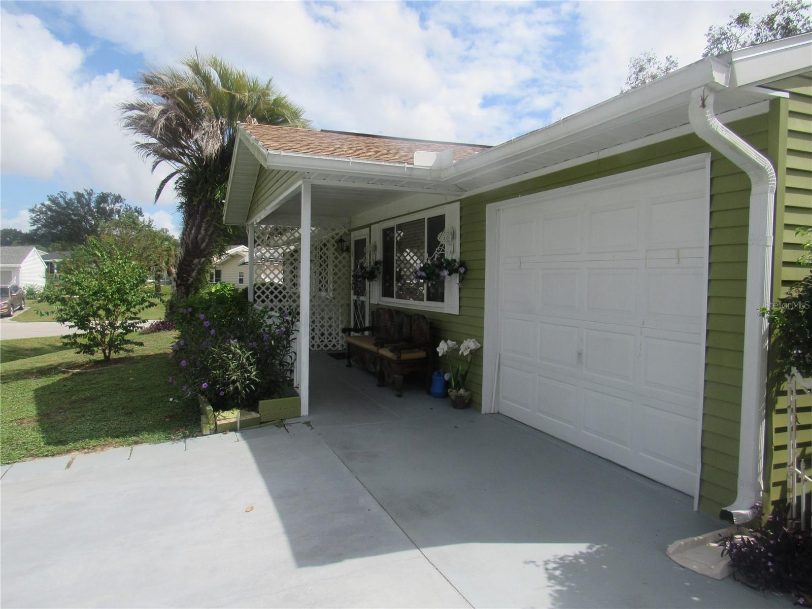 Image 5 of 24 For 8942 109th Lane