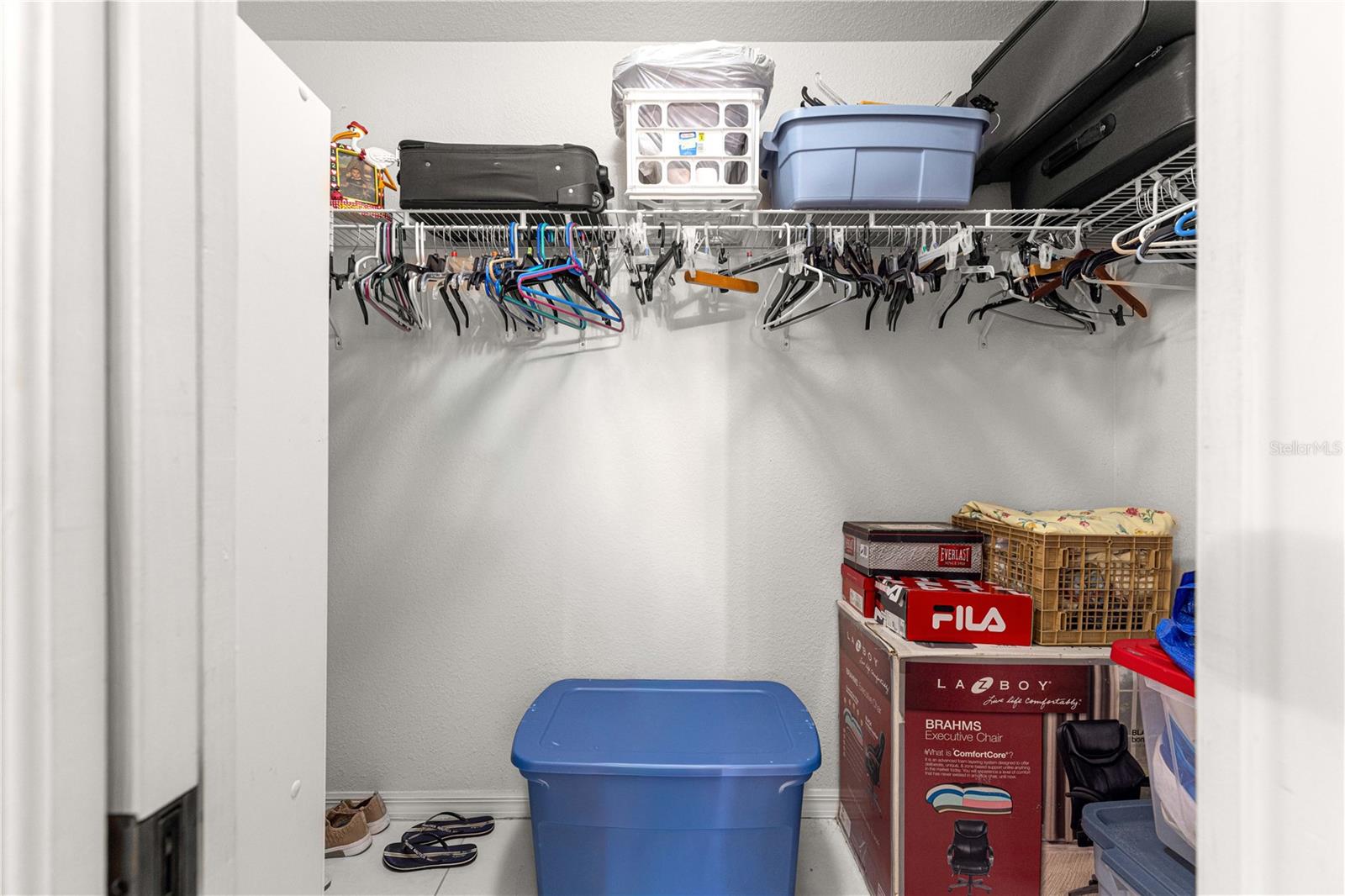 Image 21 of 39 For 416 Marion Oaks Lane