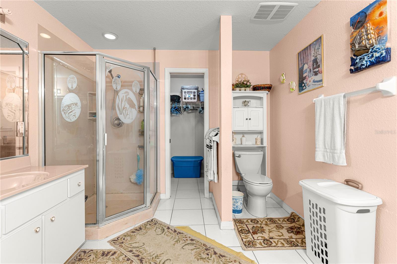 Image 22 of 39 For 416 Marion Oaks Lane