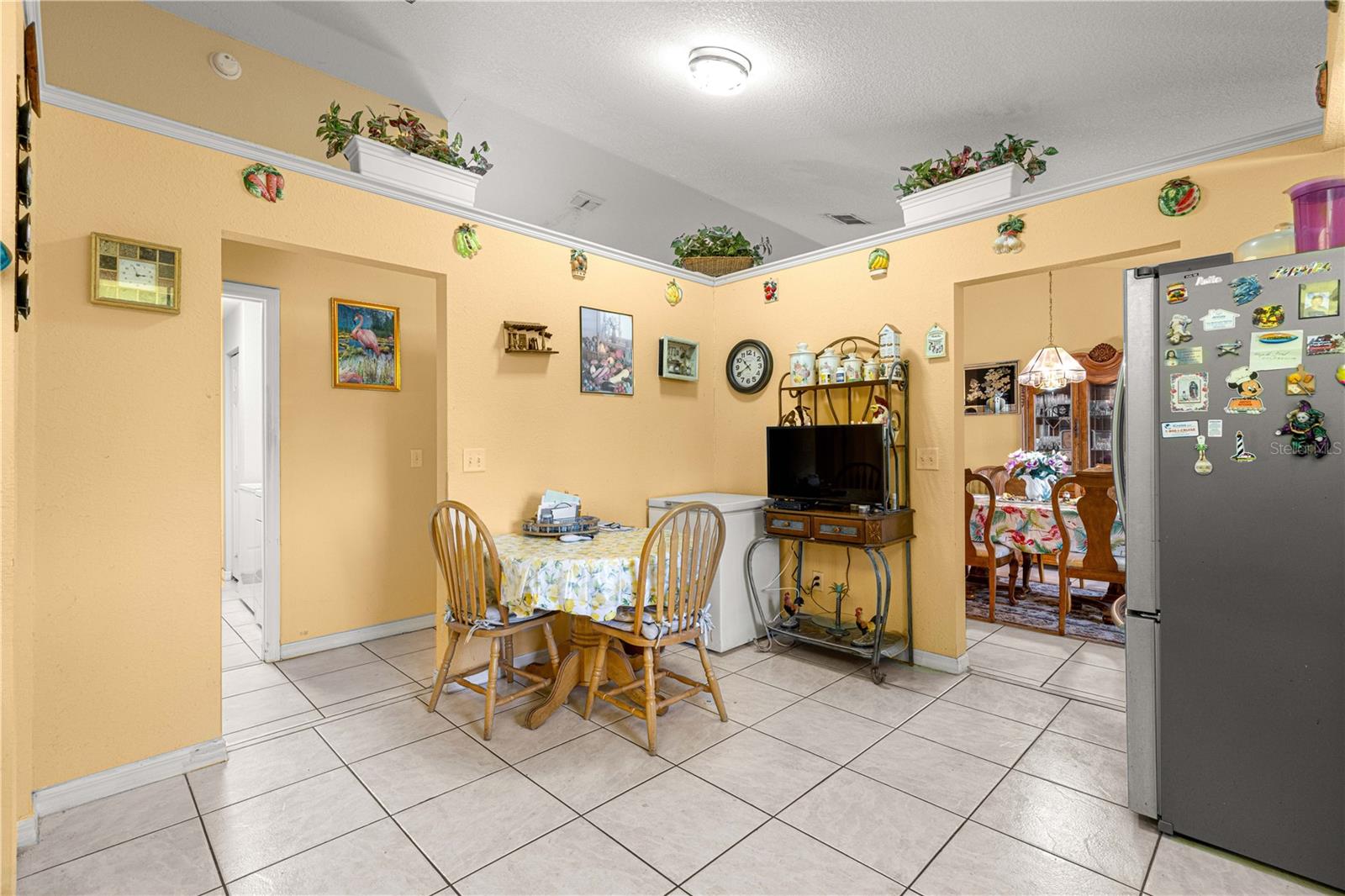 Image 25 of 39 For 416 Marion Oaks Lane