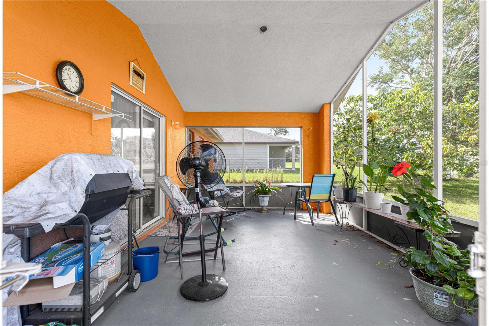 Image 28 of 39 For 416 Marion Oaks Lane