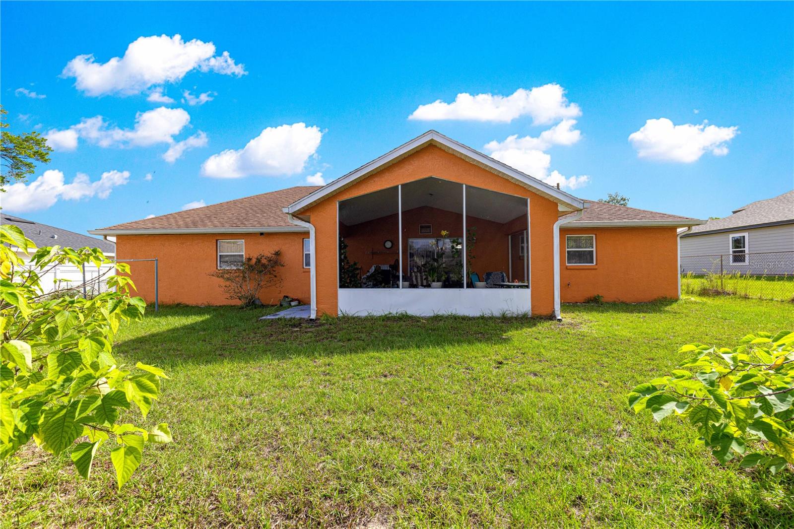 Image 32 of 39 For 416 Marion Oaks Lane