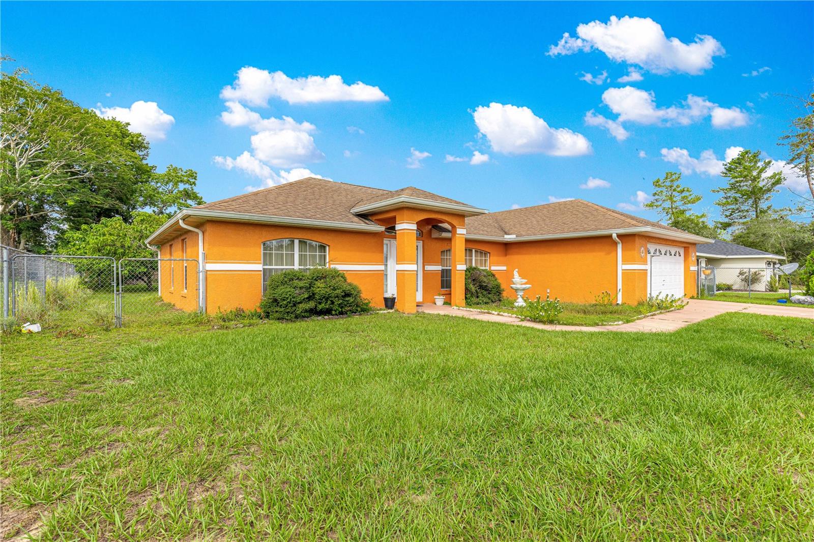 Image 35 of 39 For 416 Marion Oaks Lane