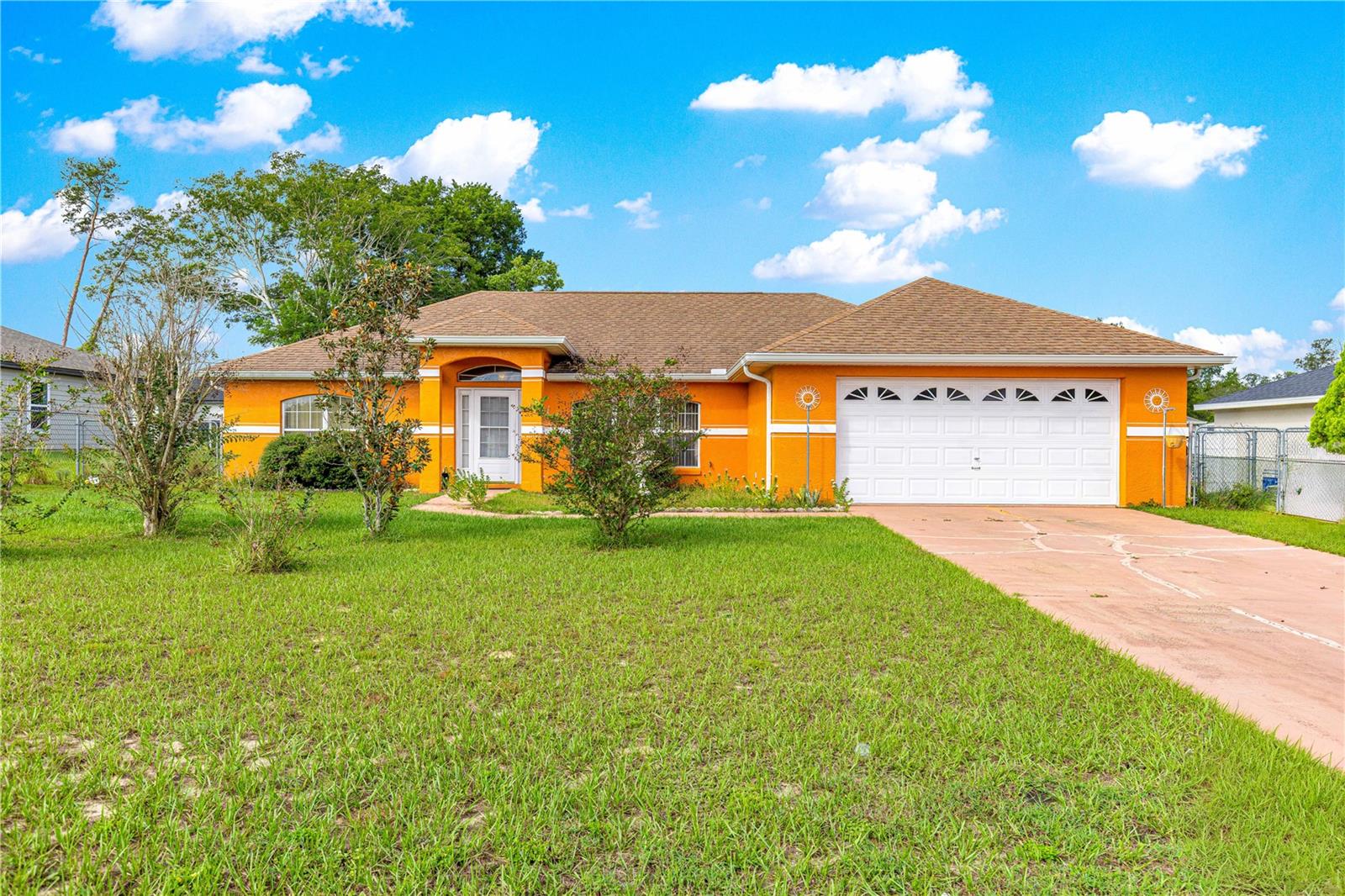 Image 37 of 39 For 416 Marion Oaks Lane