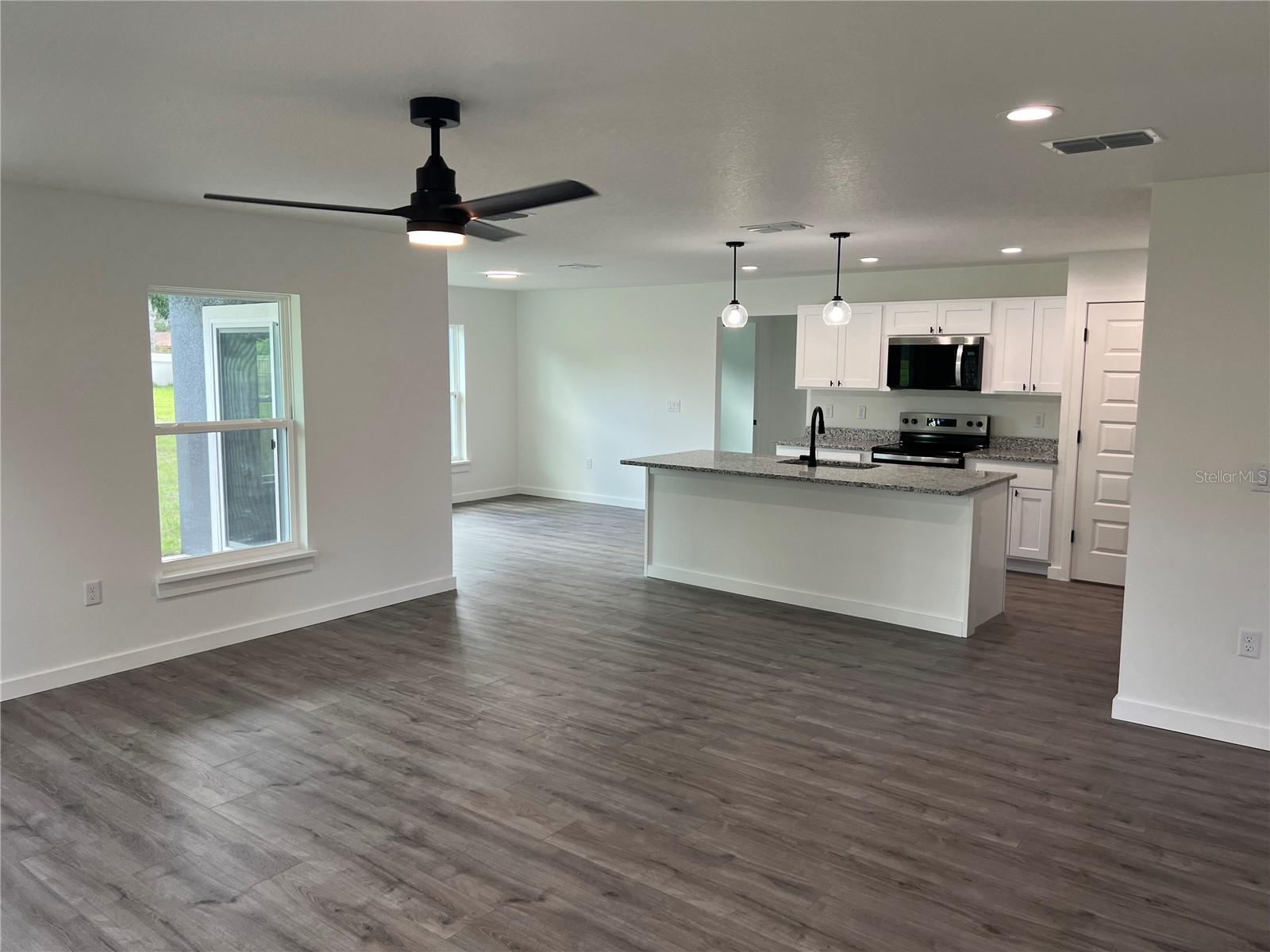 Image 9 of 40 For 184 44th Avenue