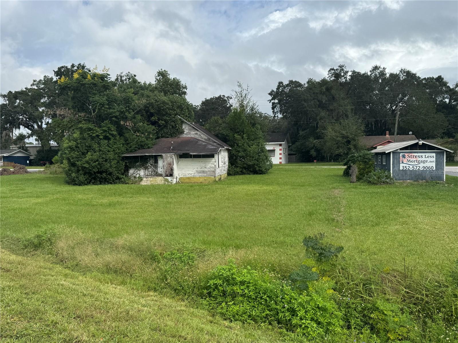 Image 3 of 6 For 6222 113th Street