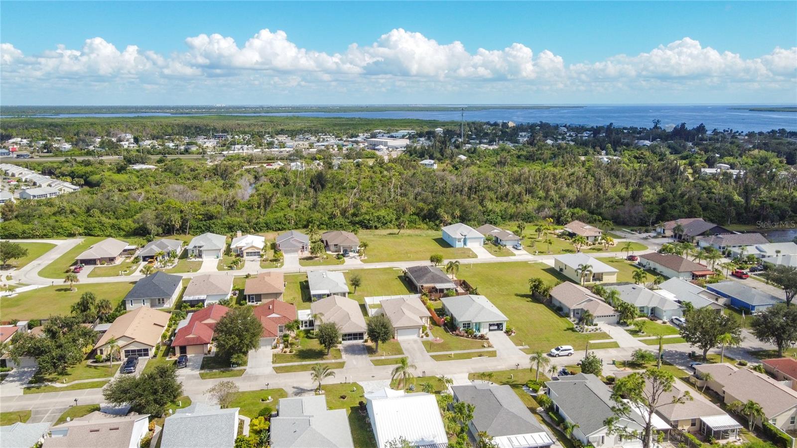 Image 36 of 49 For 4270 Tree Tops Drive