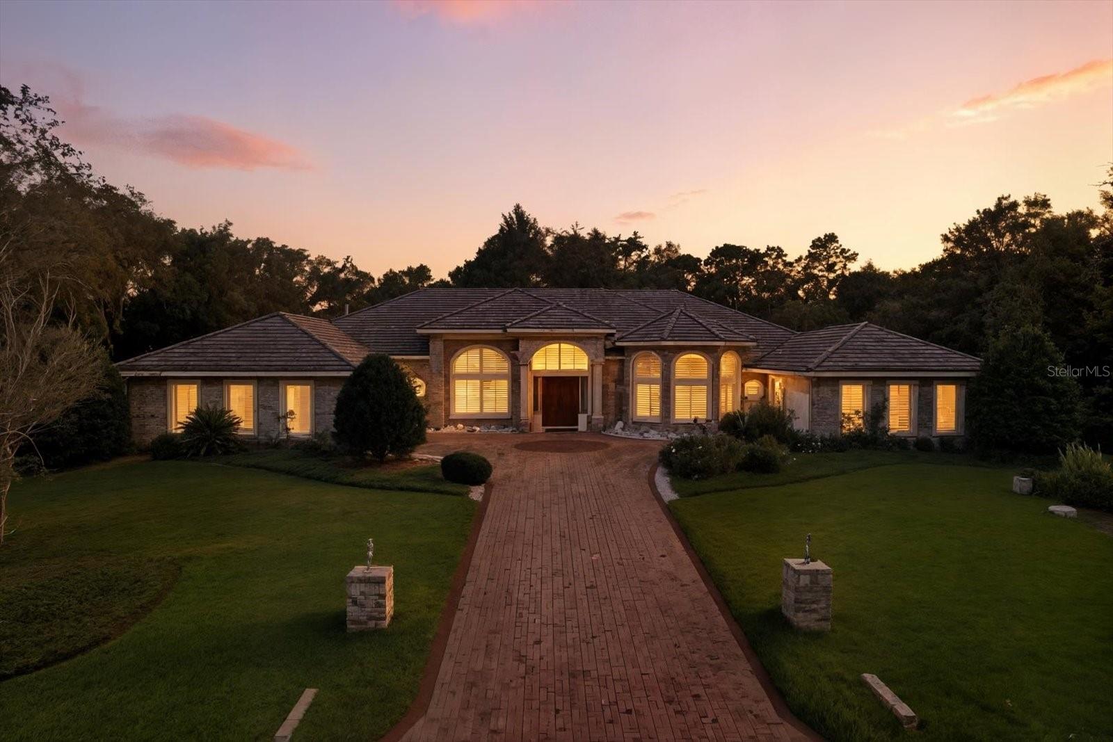 Listing photo id 56 for 4645 Pine Valley Loop