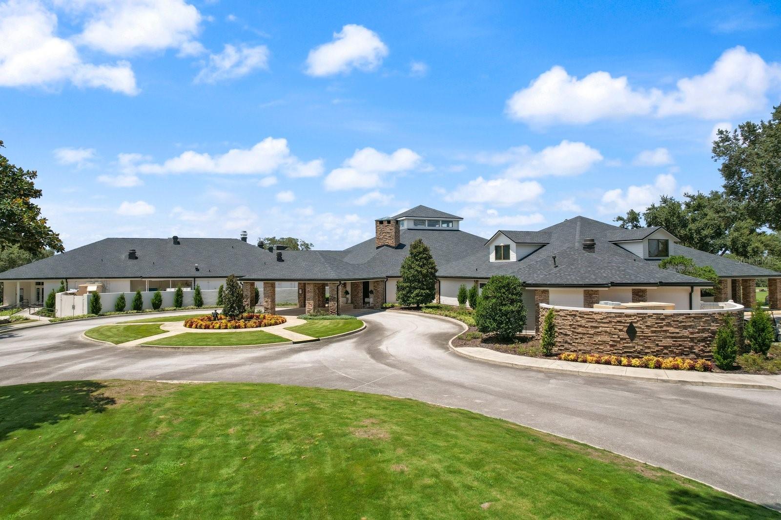 Listing photo id 67 for 4645 Pine Valley Loop