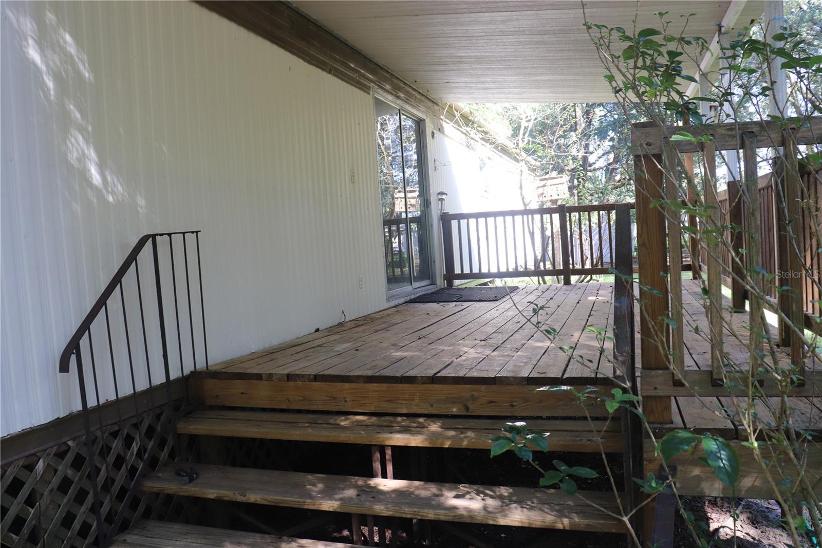 Image 3 of 26 For 19591 77th Place