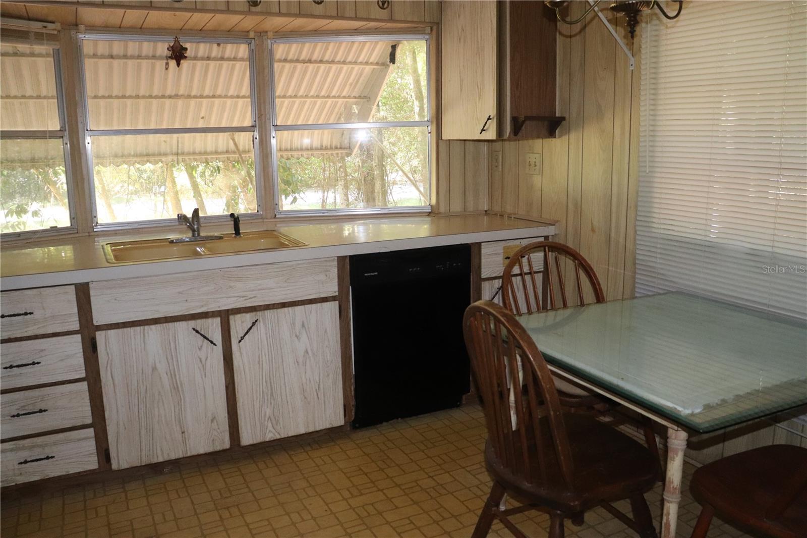 Image 8 of 26 For 19591 77th Place