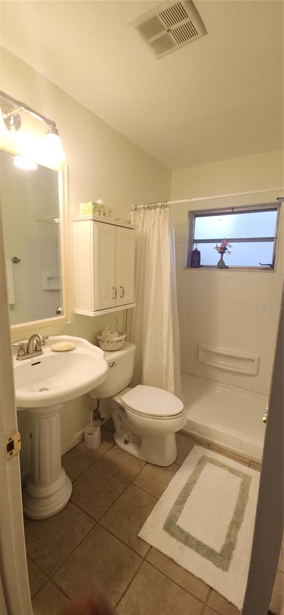 Image 18 of 49 For 15600 36th Street