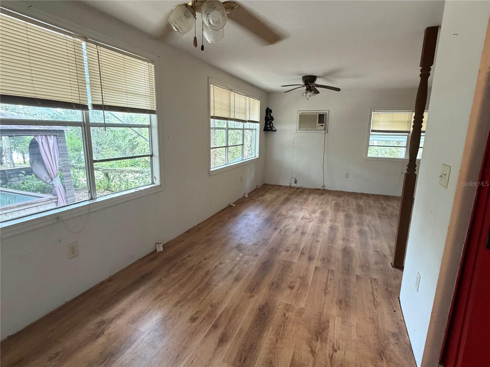 Image 8 of 40 For 24699 174th Terrace