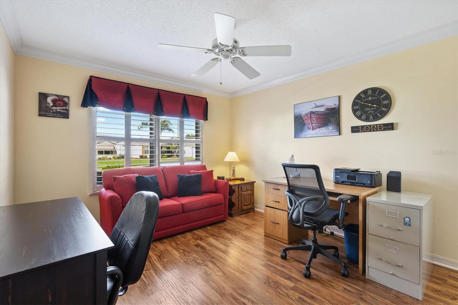 Image 25 of 42 For 939 Livingston Loop