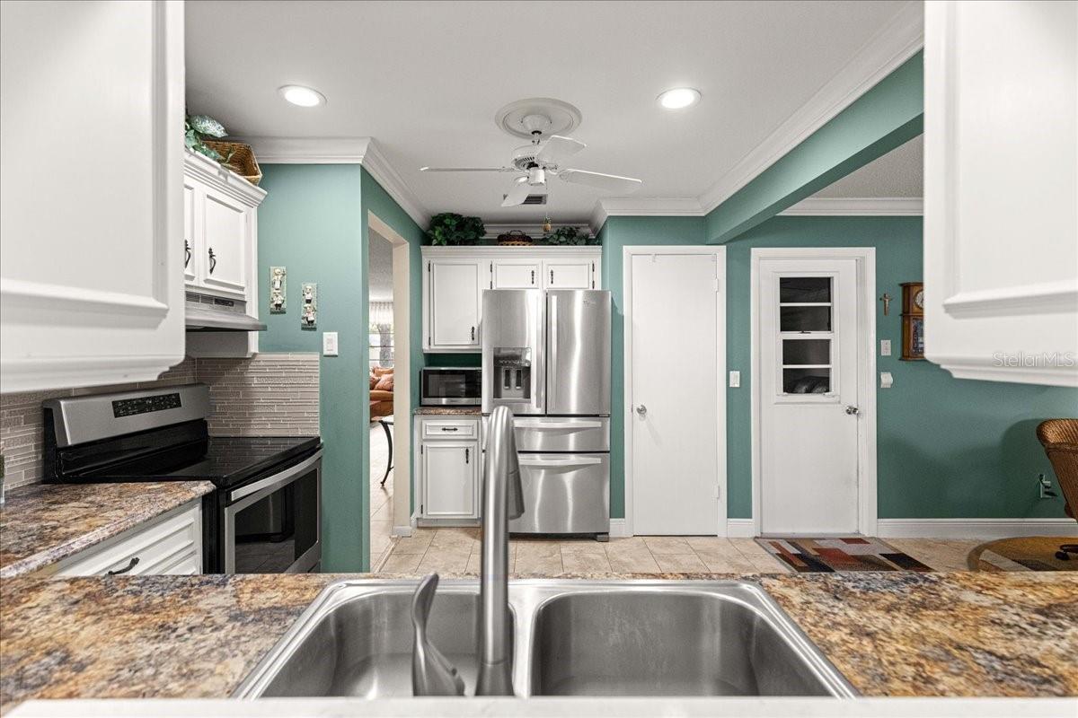 Image 15 of 30 For 8873 95th Street D