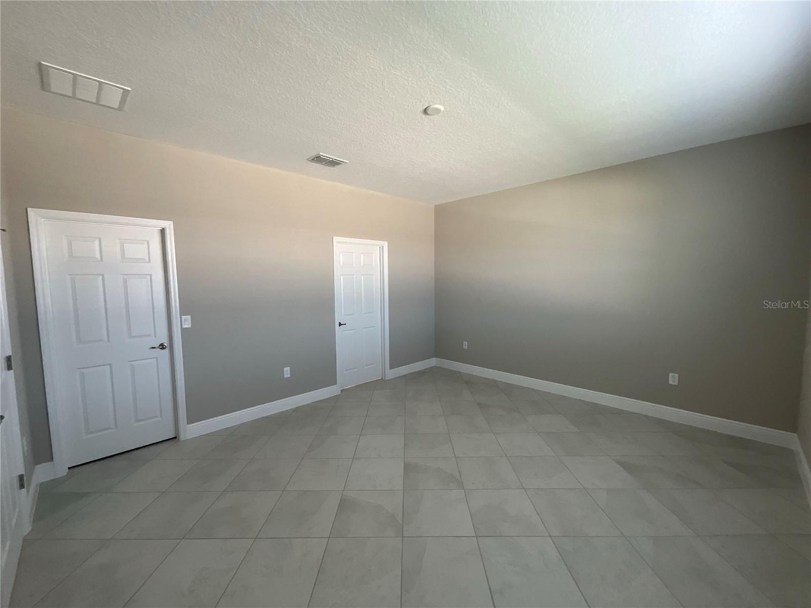 Image 9 of 19 For 7727 57 Place