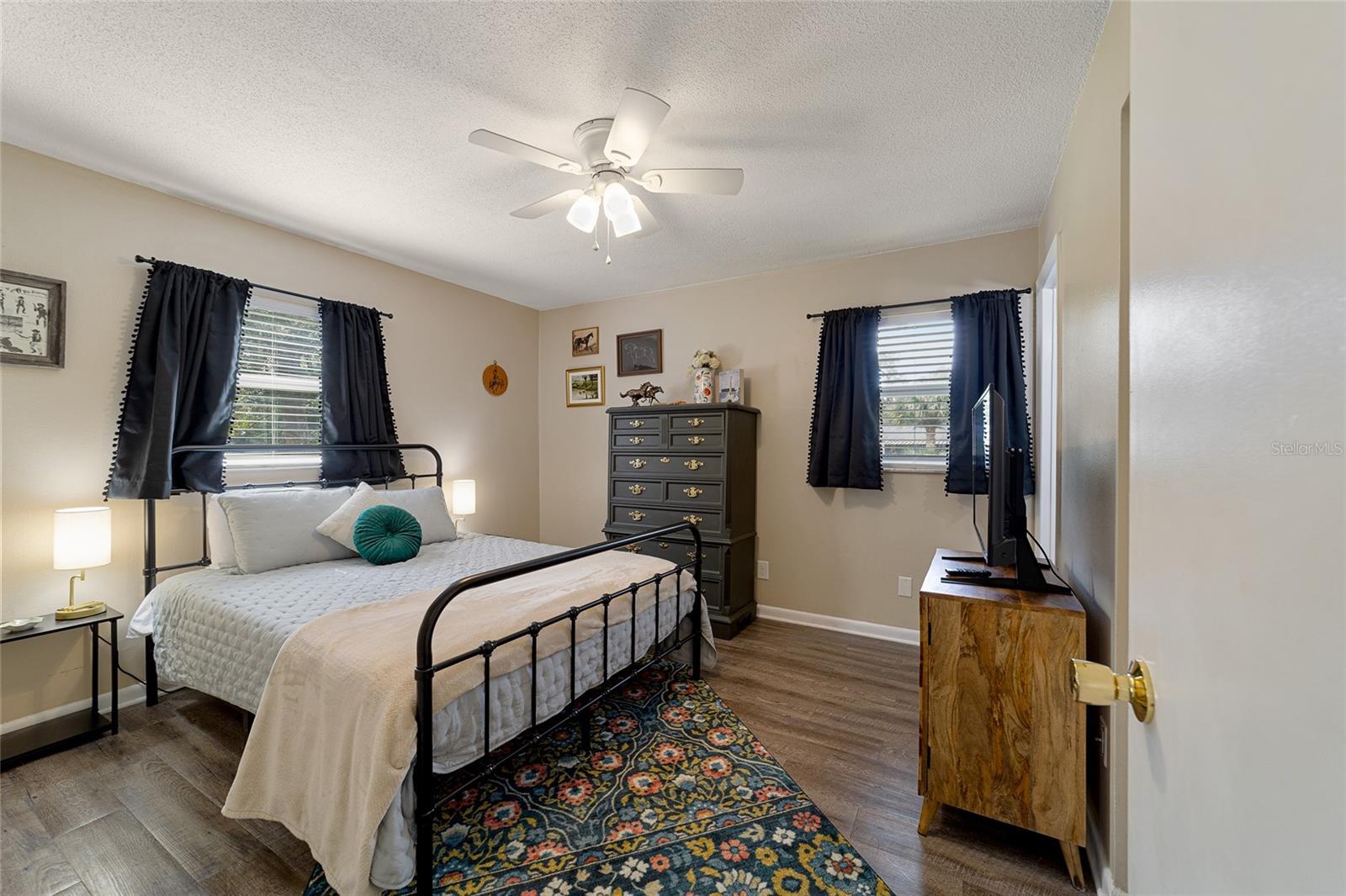 Image 10 of 29 For 1148 33rd Avenue