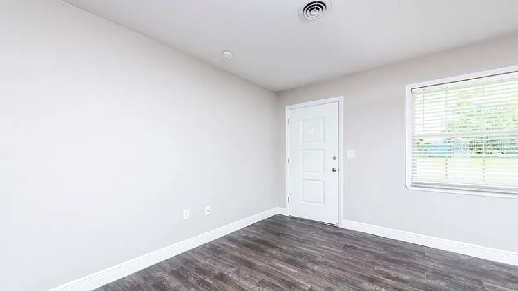 Image 21 of 23 For 3800 22nd Street