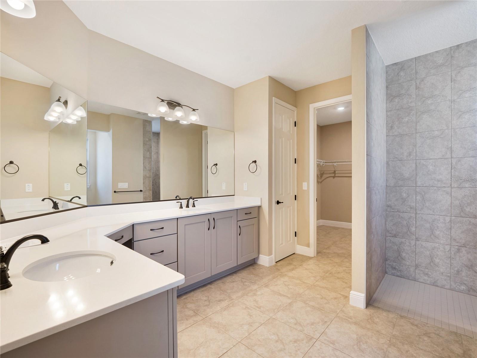 Image 19 of 34 For 9707 79th Lane Road