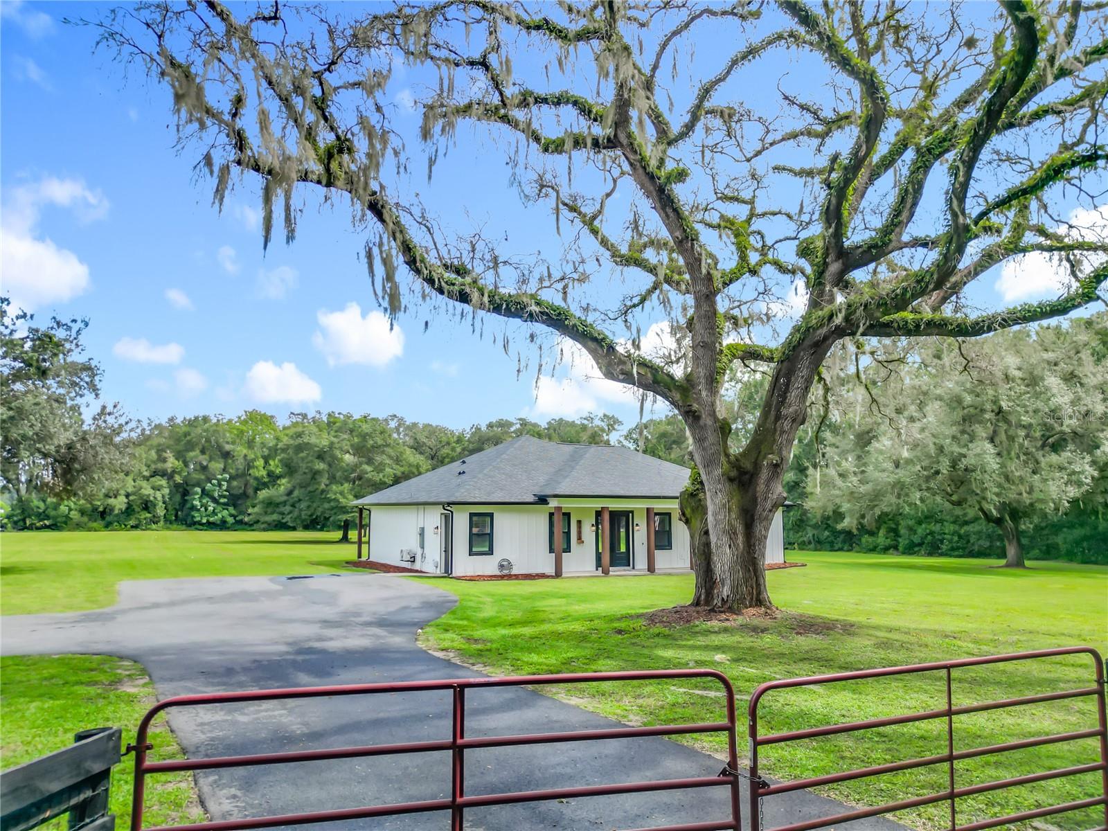 Image 3 of 80 For 9903 33rd Avenue