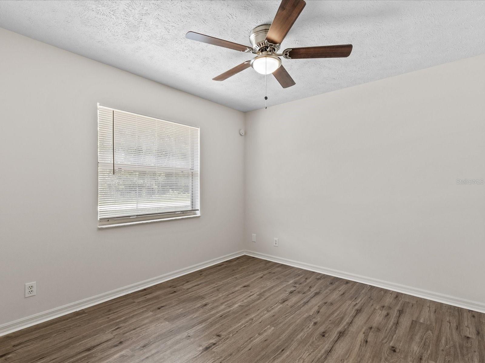 Image 15 of 28 For 14080 46th Court