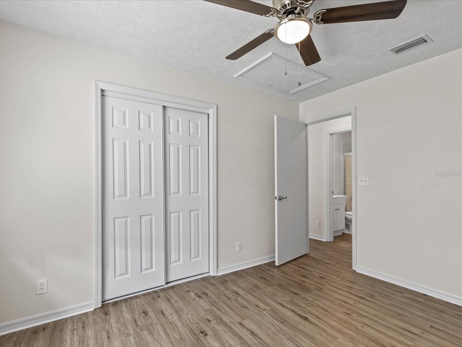 Image 21 of 28 For 14080 46th Court