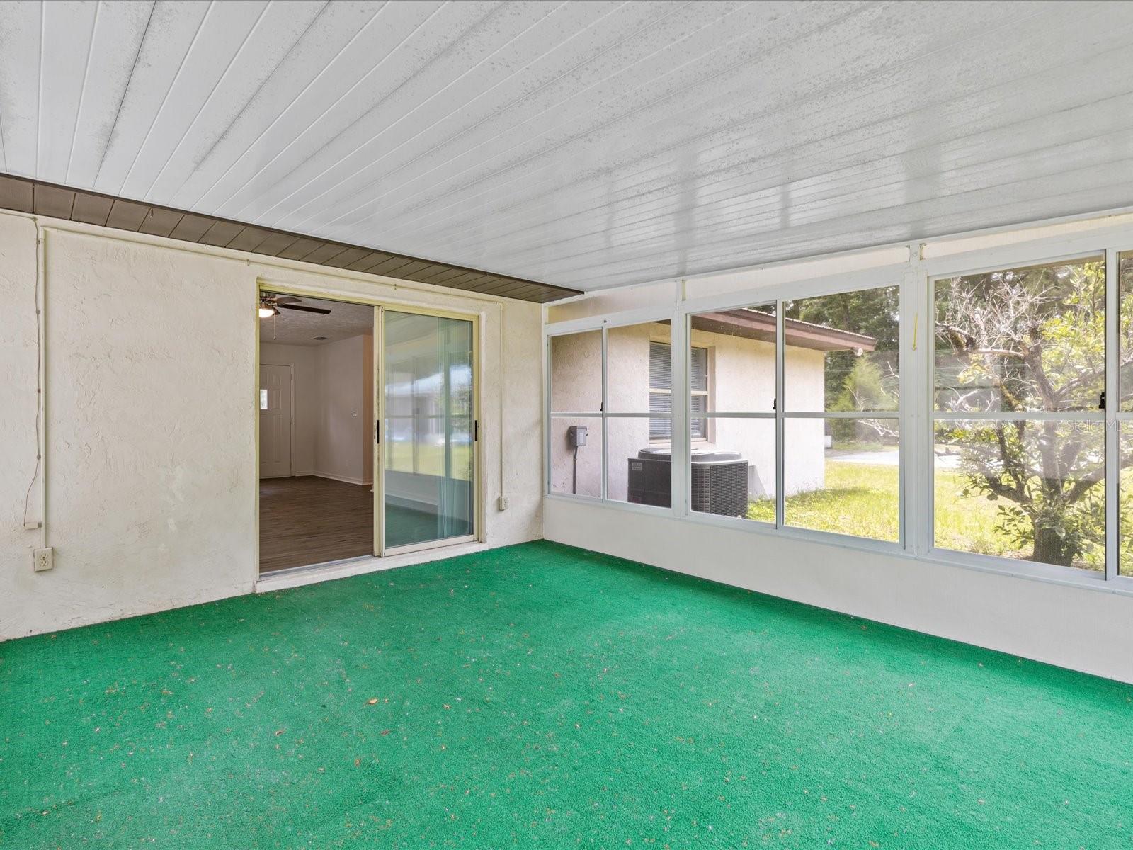 Image 26 of 28 For 14080 46th Court