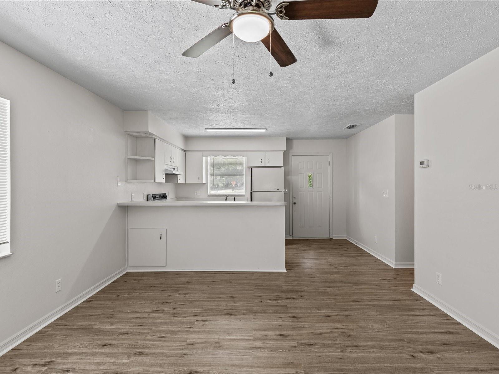 Image 9 of 28 For 14080 46th Court