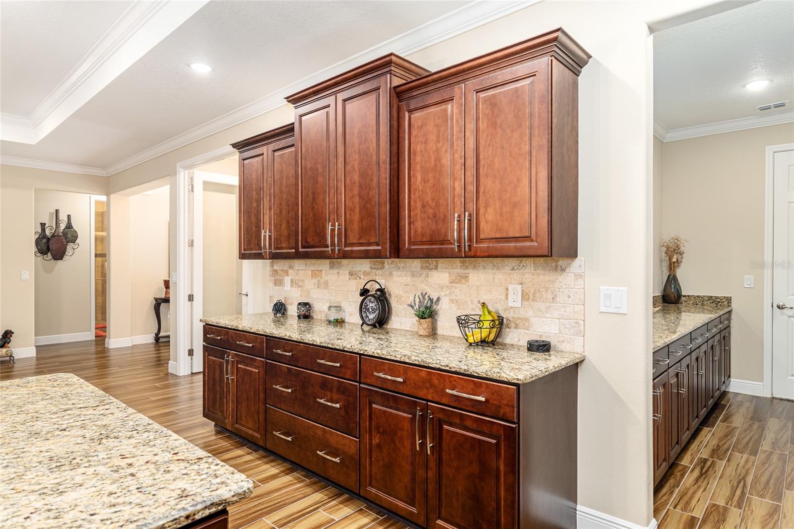 Image 20 of 70 For 9460 86th Place