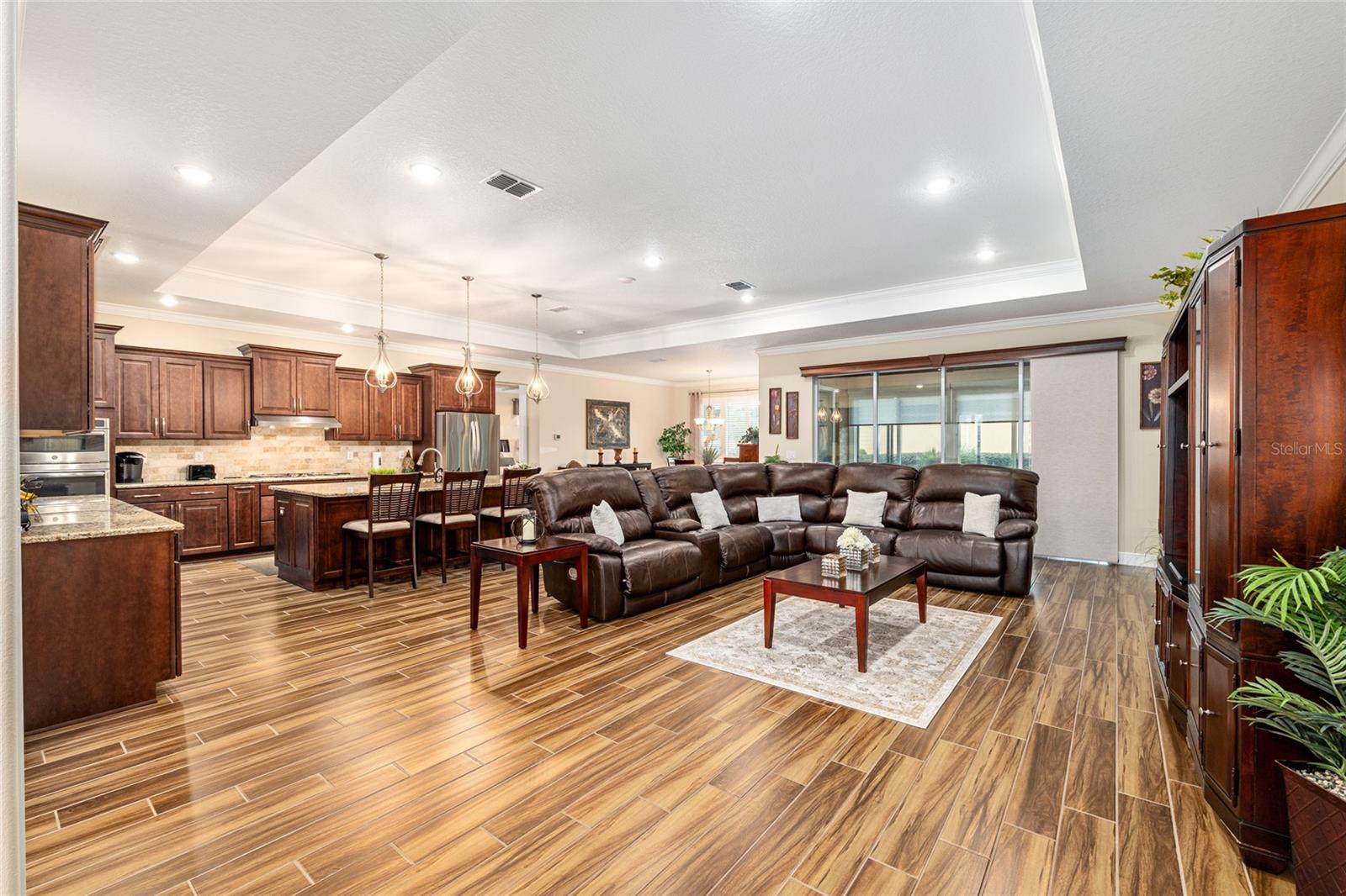 Image 7 of 70 For 9460 86th Place
