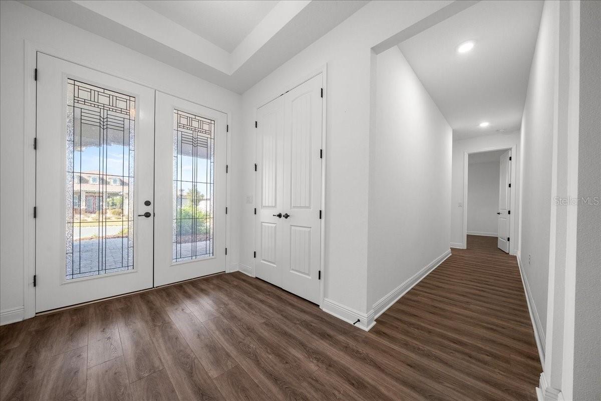 Image 20 of 63 For 8233 93rd Terrace