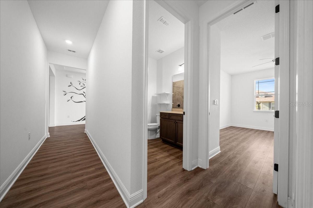 Image 23 of 63 For 8233 93rd Terrace