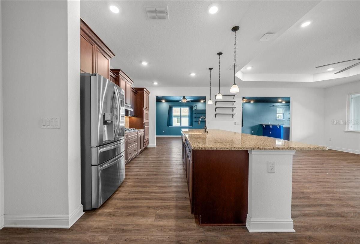 Image 29 of 63 For 8233 93rd Terrace