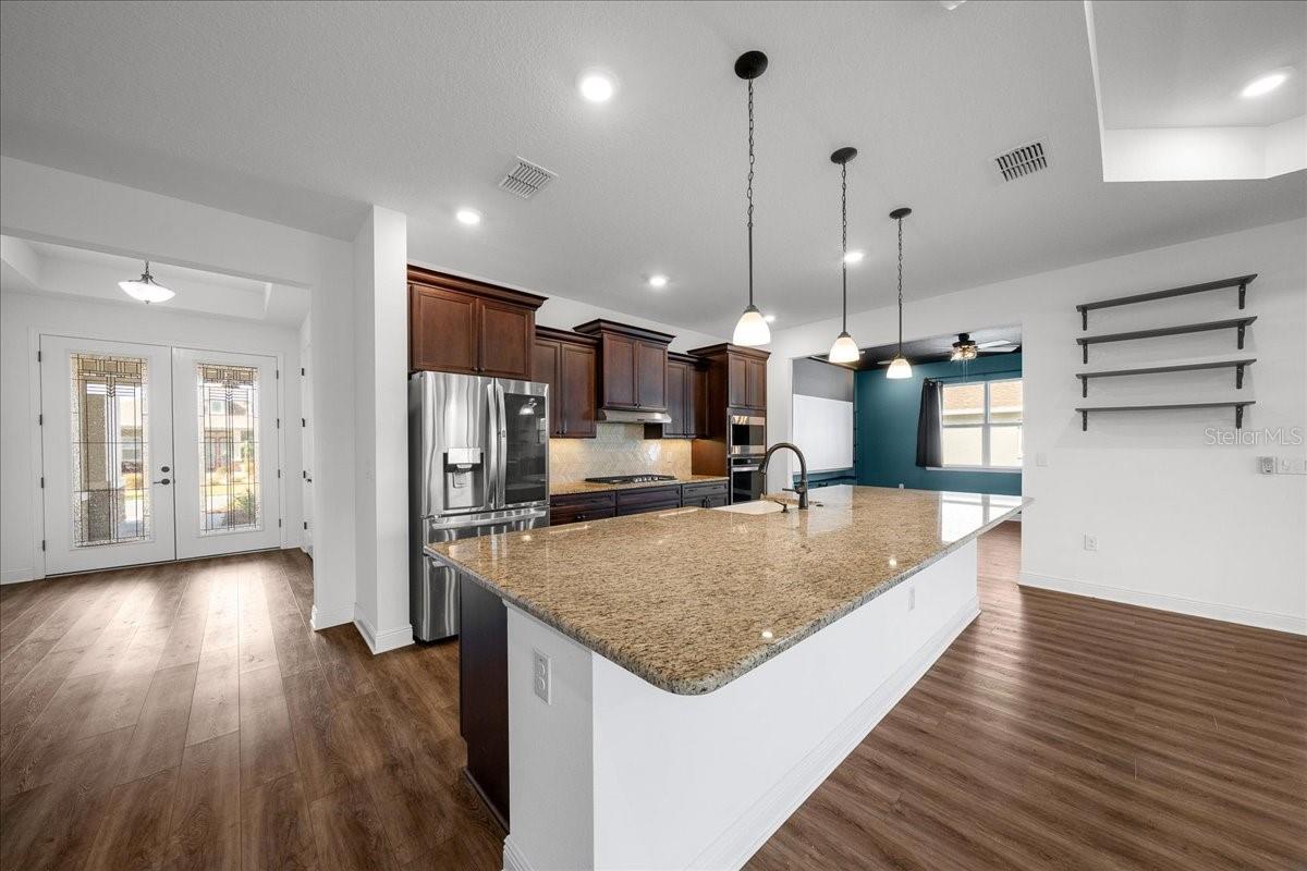 Image 30 of 63 For 8233 93rd Terrace