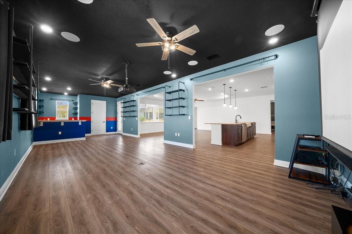 Image 35 of 63 For 8233 93rd Terrace