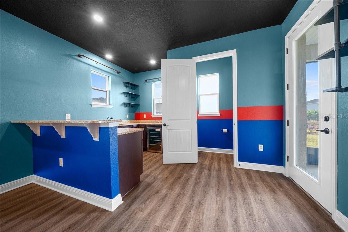 Image 41 of 63 For 8233 93rd Terrace