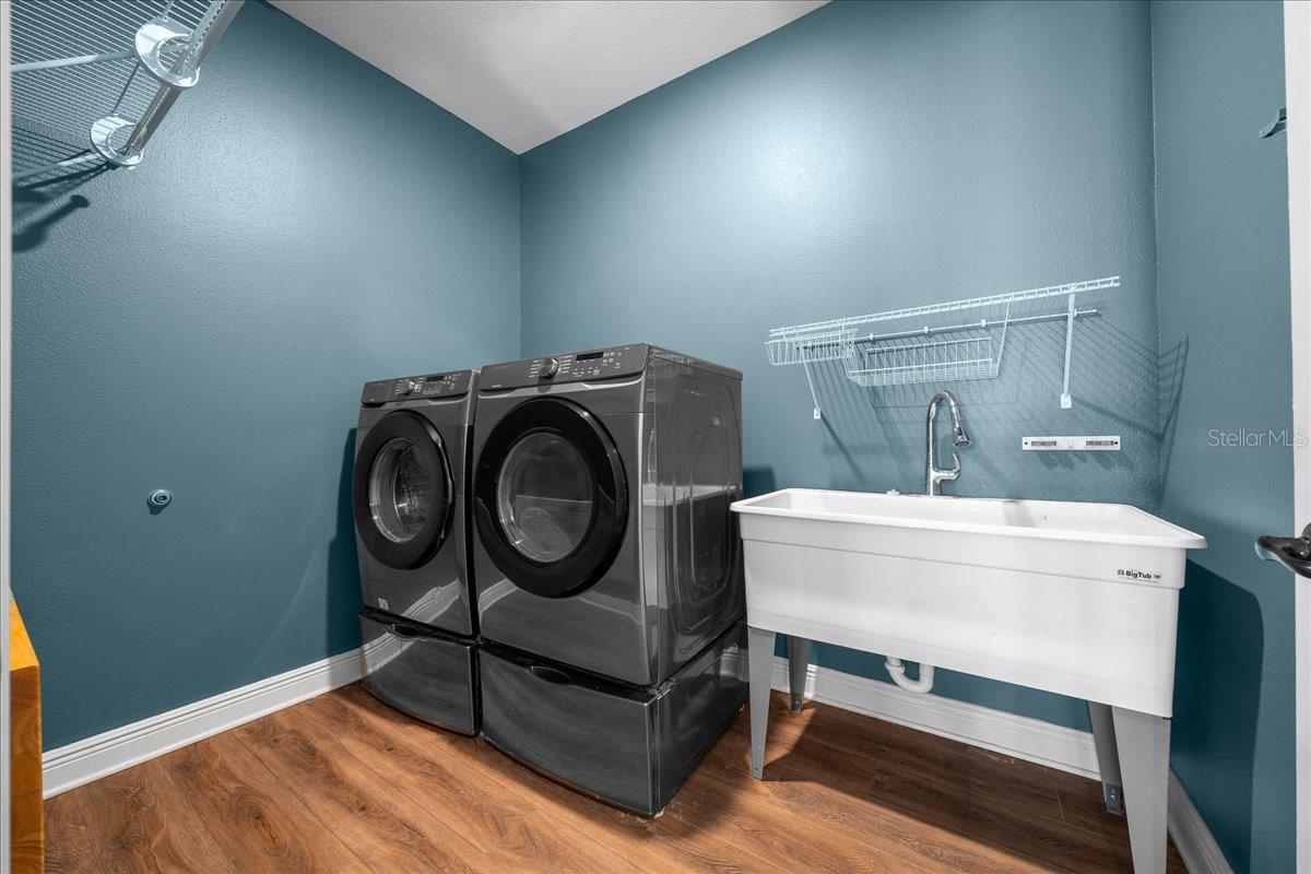 Image 59 of 63 For 8233 93rd Terrace