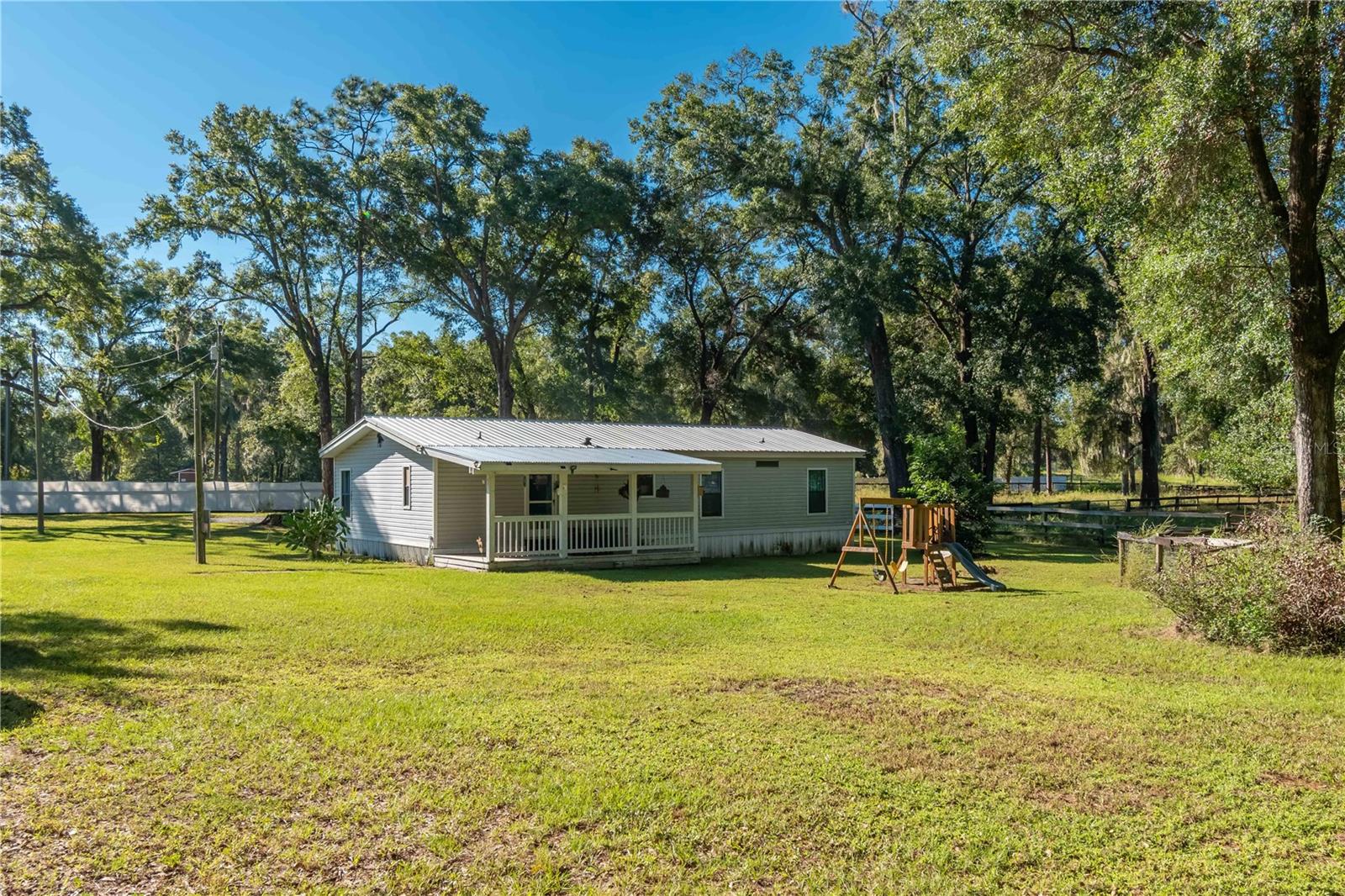 Image 33 of 50 For 8081 41st Place Road