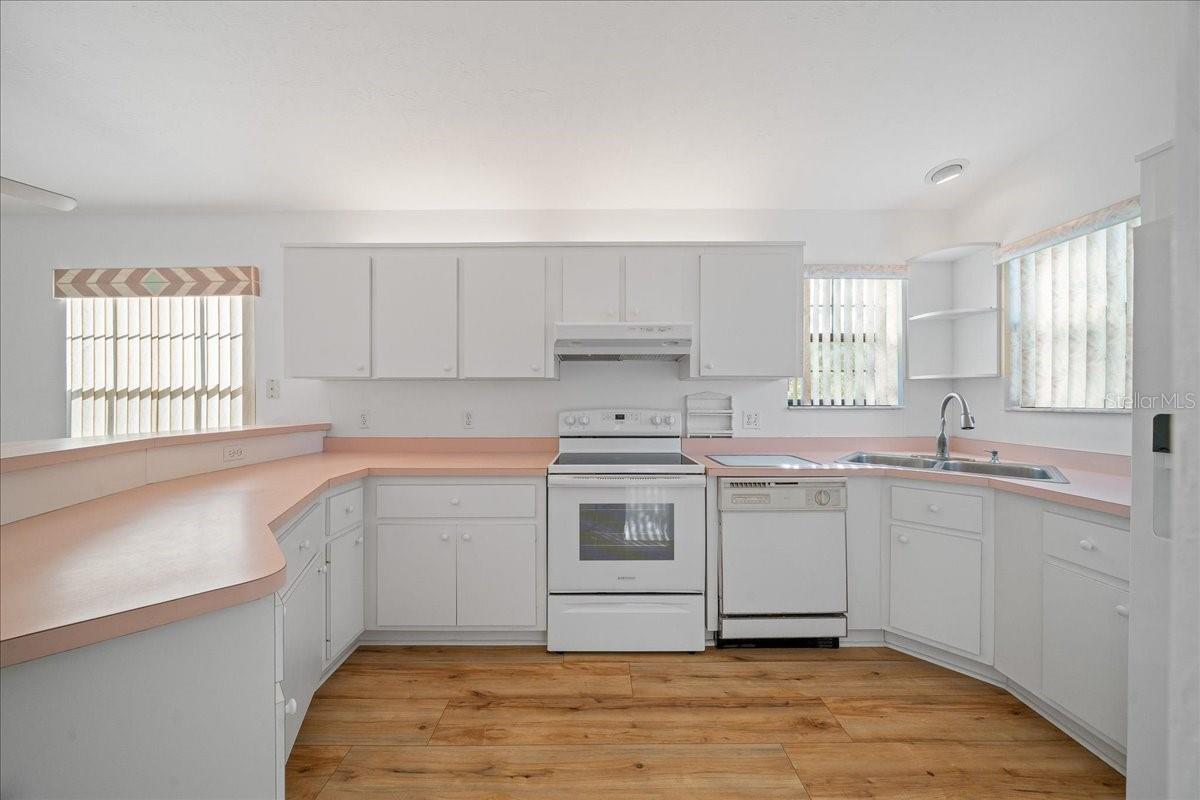 Image 13 of 44 For 3931 22nd Street