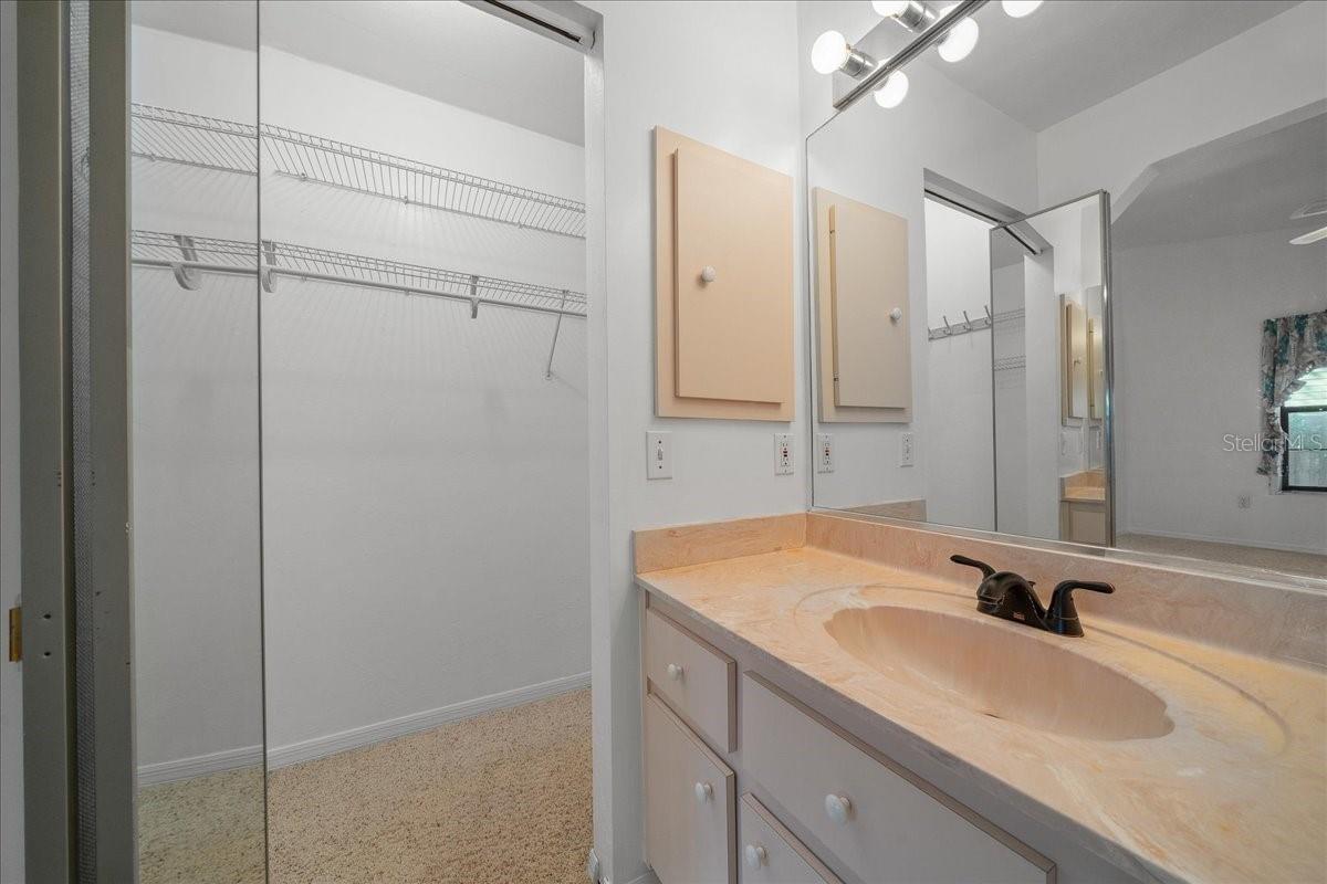 Image 19 of 44 For 3931 22nd Street