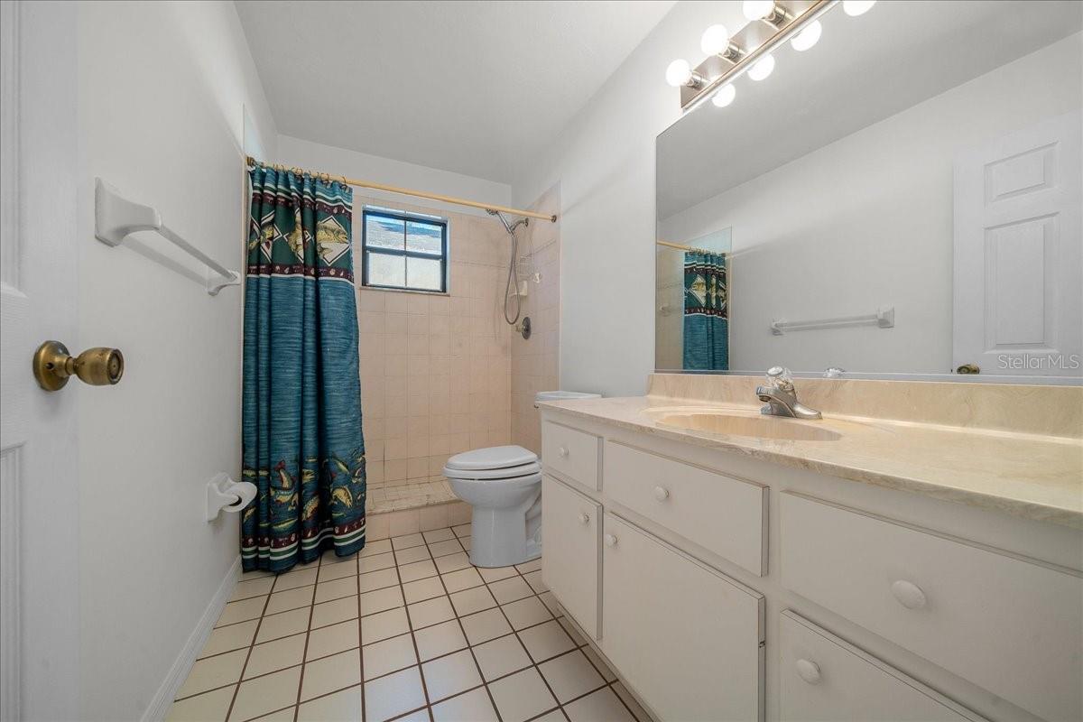 Image 23 of 44 For 3931 22nd Street