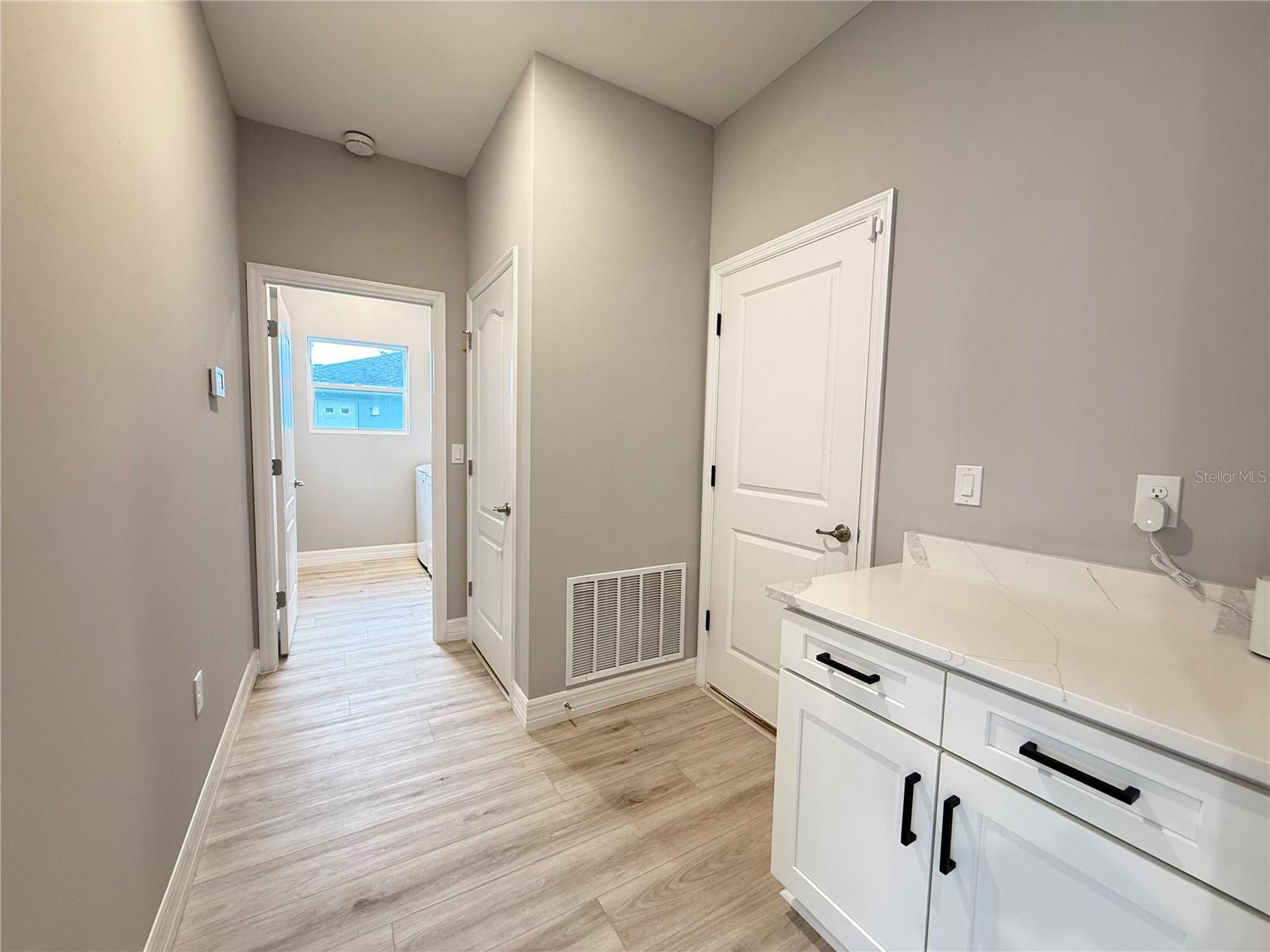 Image 32 of 40 For 7815 128th Street Road