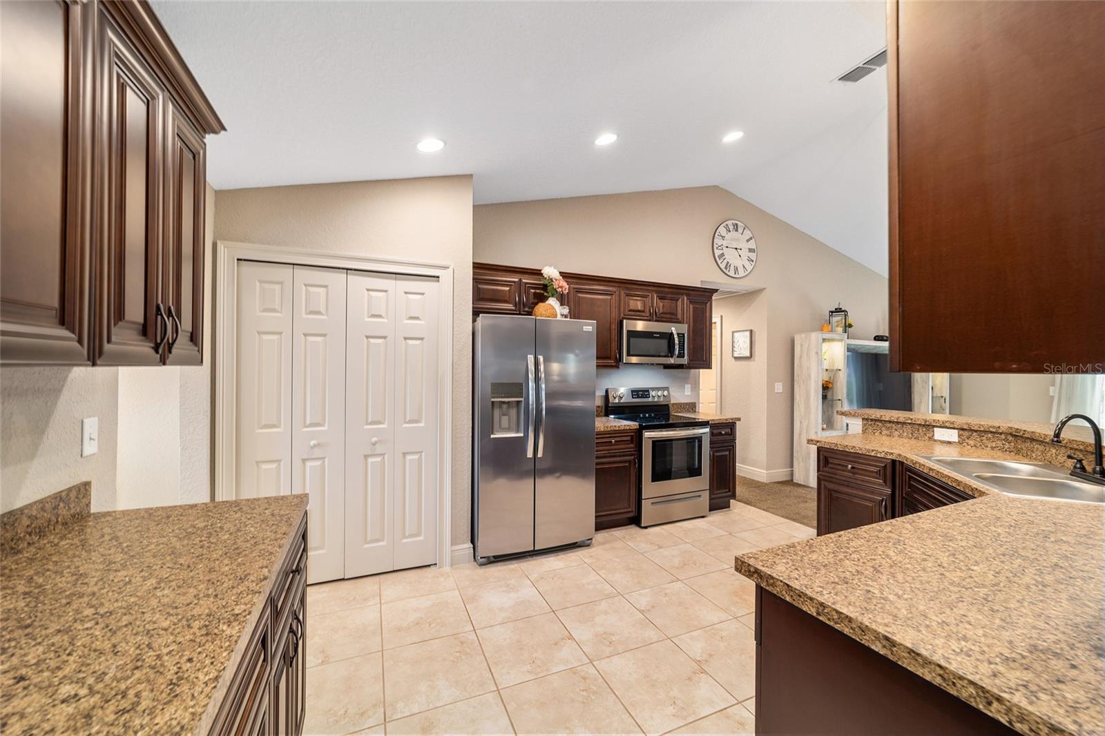 Image 22 of 49 For 15792 55th Avenue Road