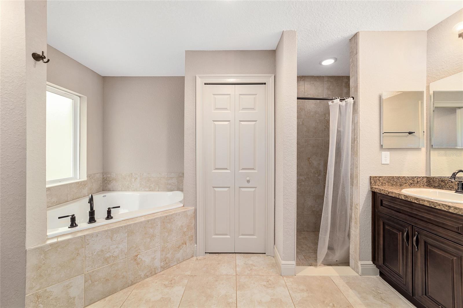 Image 30 of 49 For 15792 55th Avenue Road