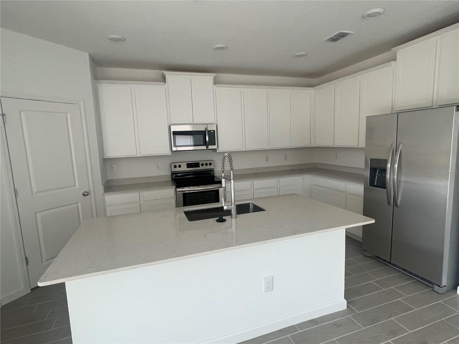 Image 10 of 34 For 1695 44 Court Road