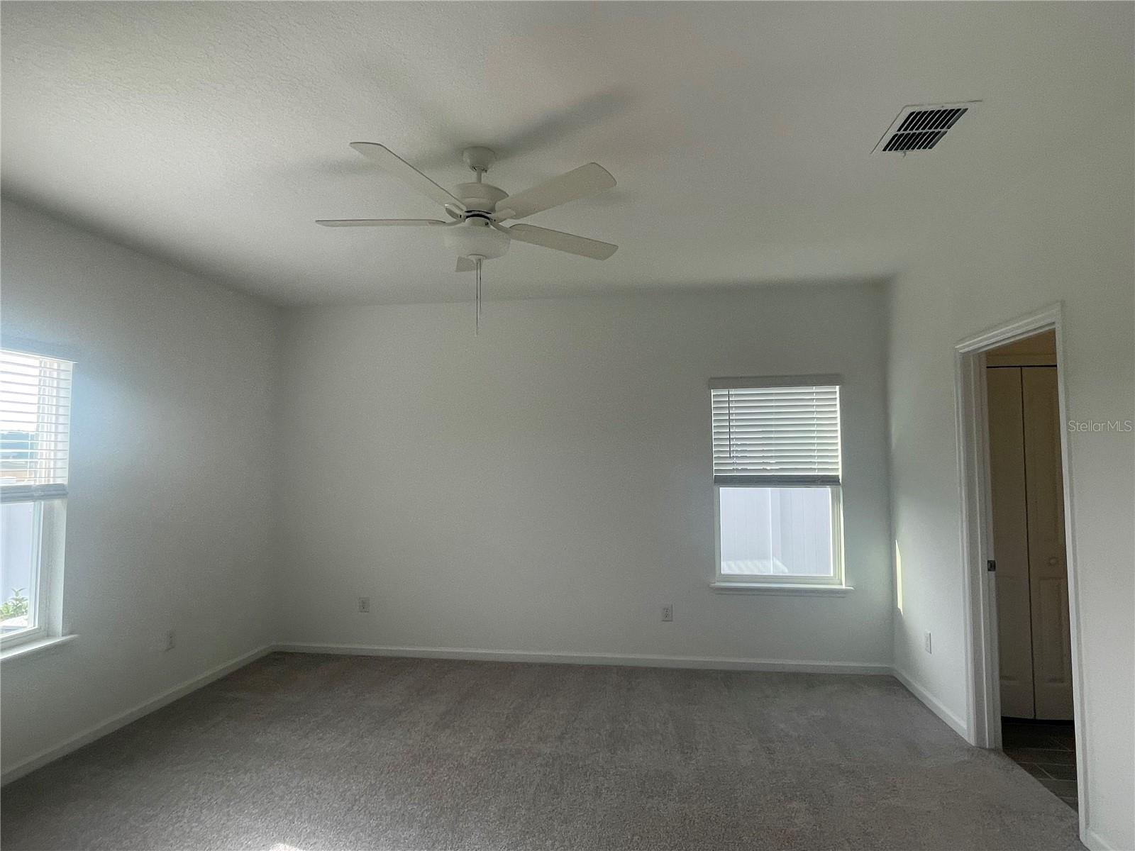 Image 15 of 34 For 1695 44 Court Road